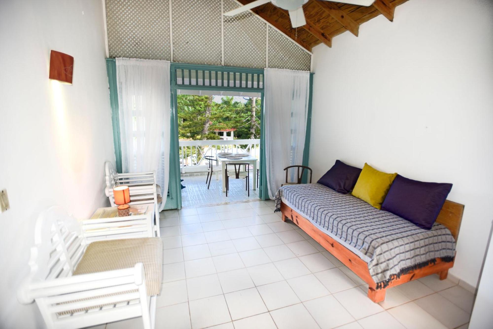 El Pelicano Apart-Hotel Las Galeras Exteriör bild