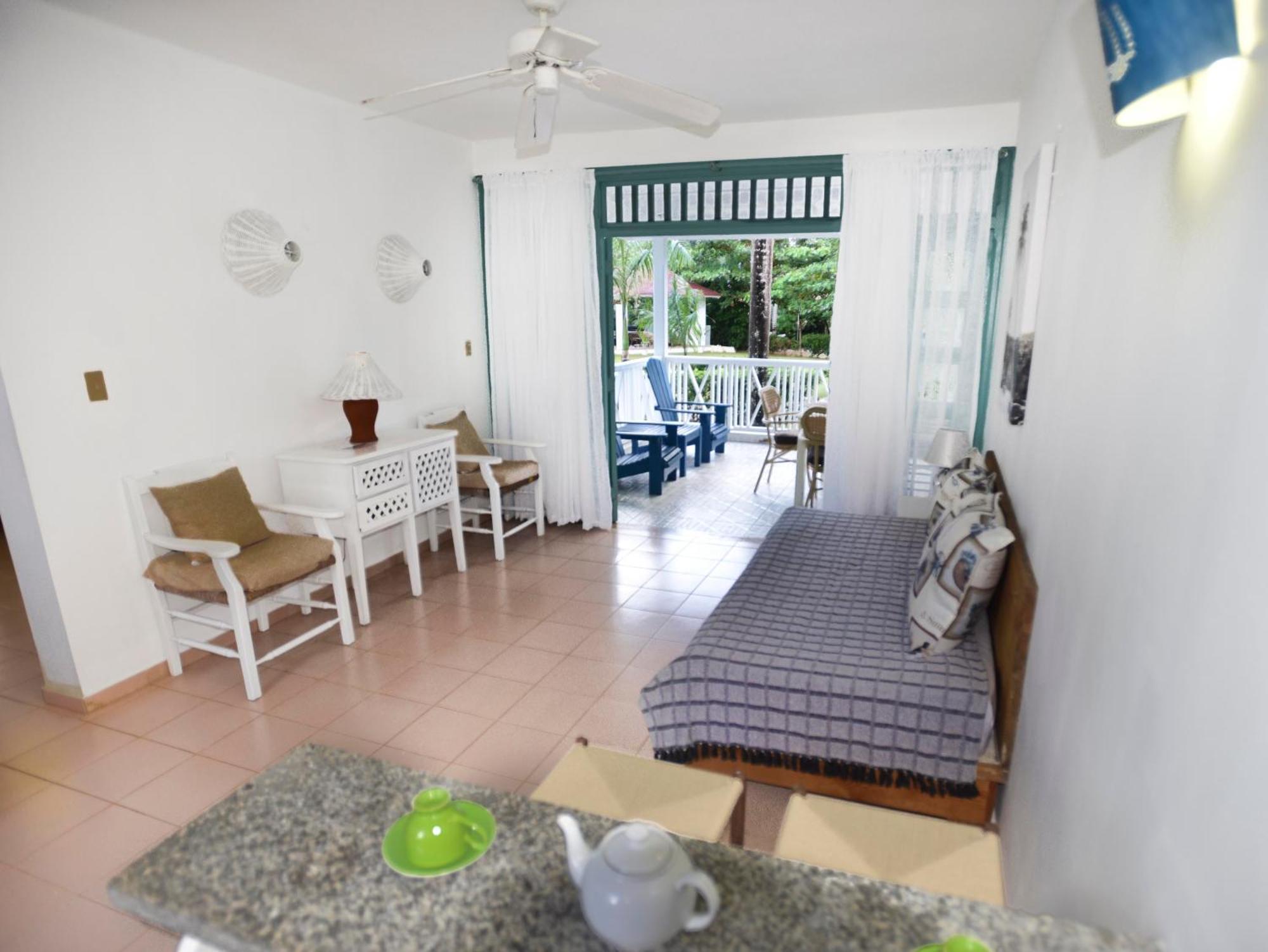 El Pelicano Apart-Hotel Las Galeras Exteriör bild