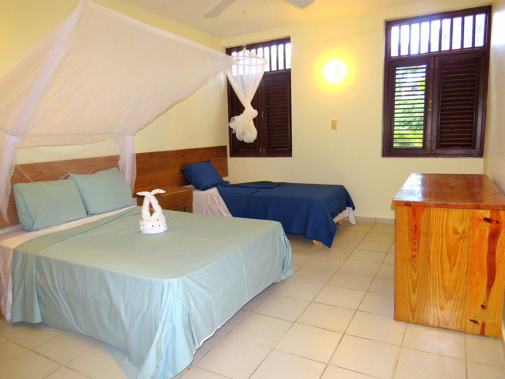 El Pelicano Apart-Hotel Las Galeras Exteriör bild