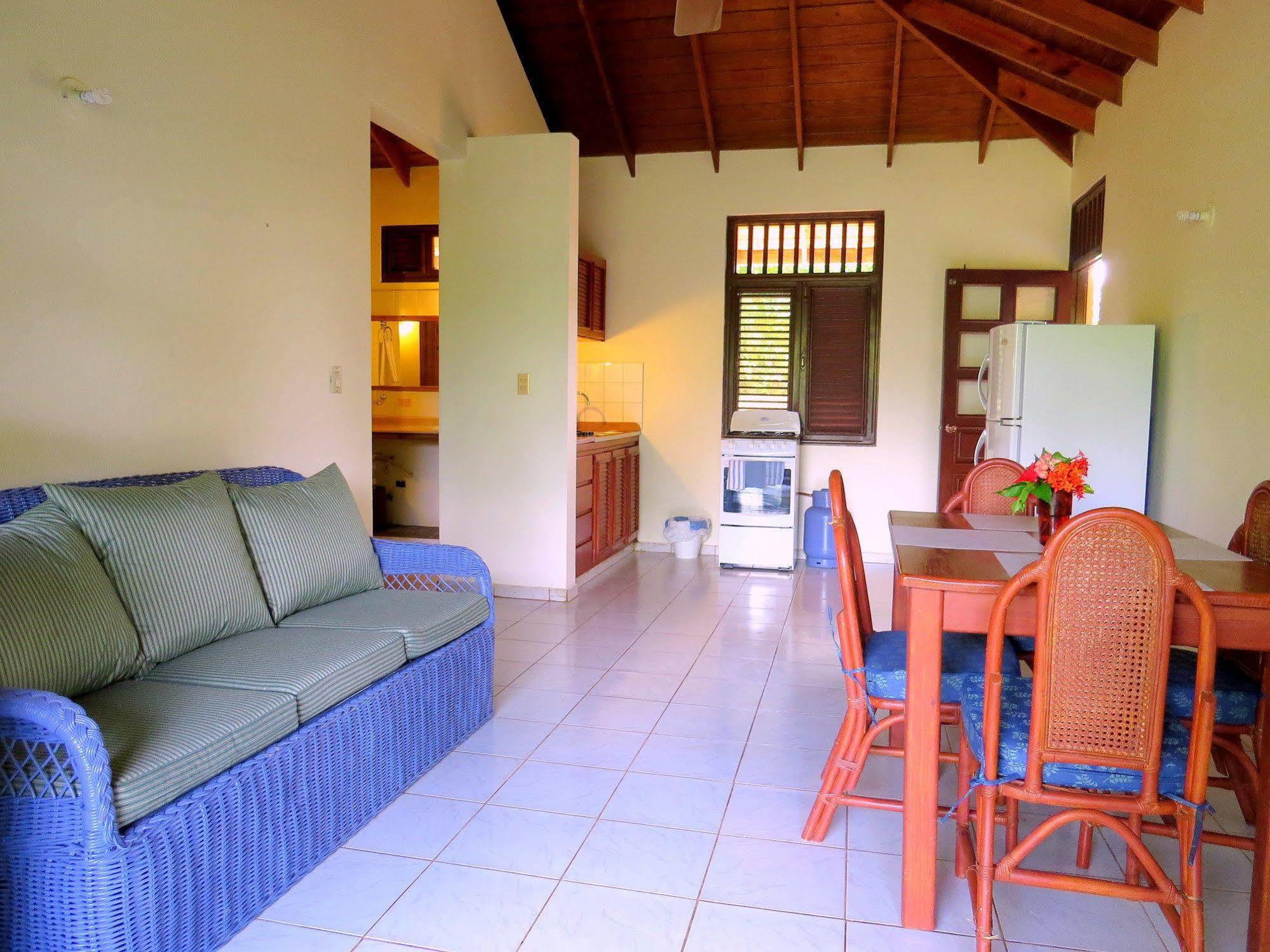 El Pelicano Apart-Hotel Las Galeras Exteriör bild